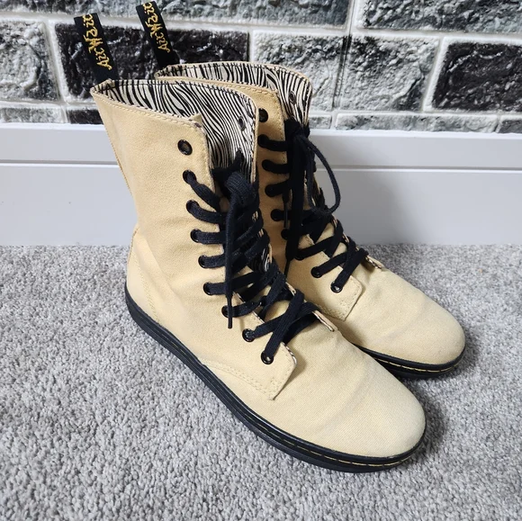 Dr Martens Stratford Women's Yellow Boots Size 9 - Picture 6 of 10
